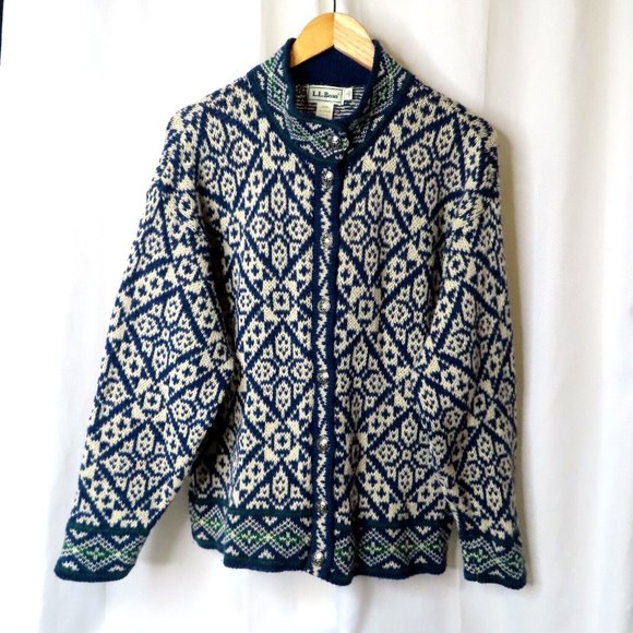 L.L. Bean Sweaters - LL BEAN Womens Soft Button Vintage Sweater Sz L Large